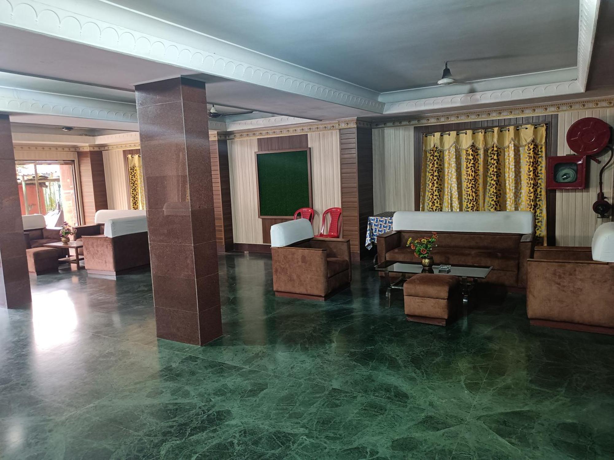 Hotel Sudakshina By Roh Silchar Buitenkant foto