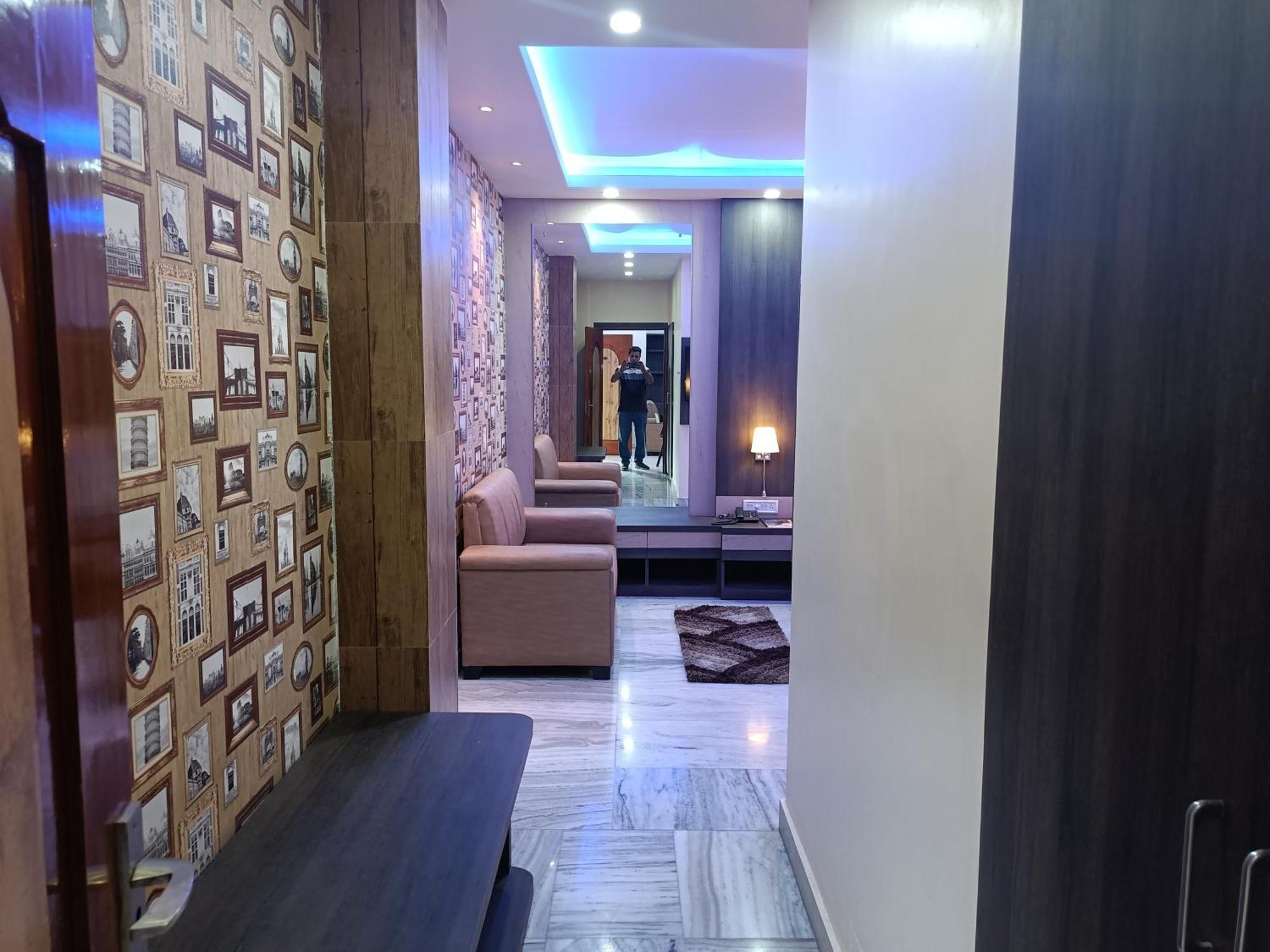 Hotel Sudakshina By Roh Silchar Buitenkant foto