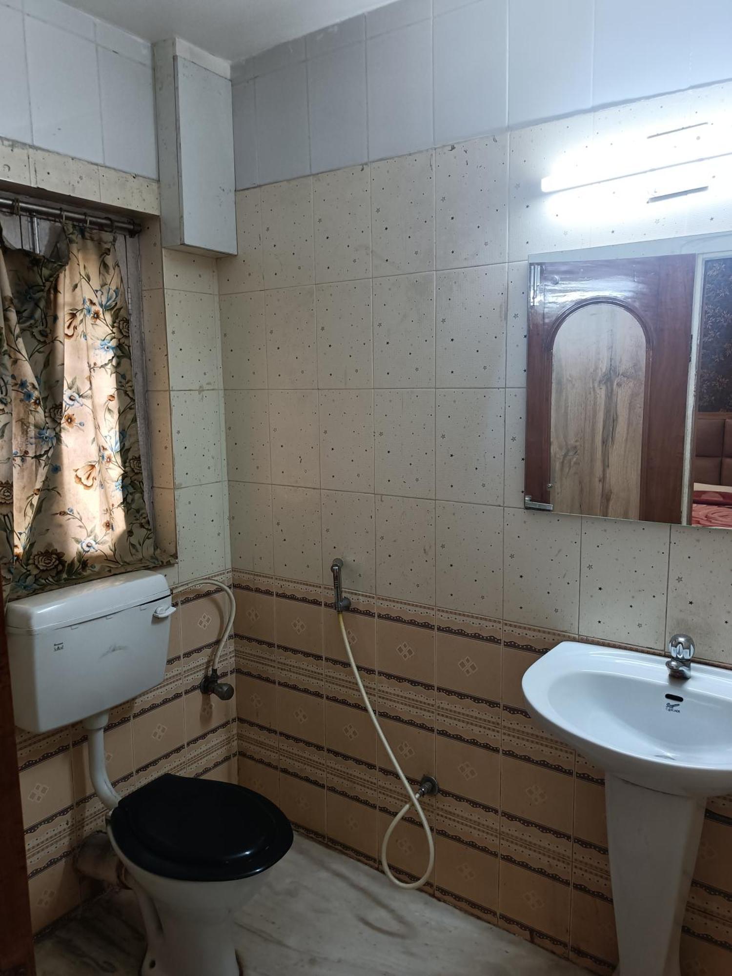 Hotel Sudakshina By Roh Silchar Buitenkant foto